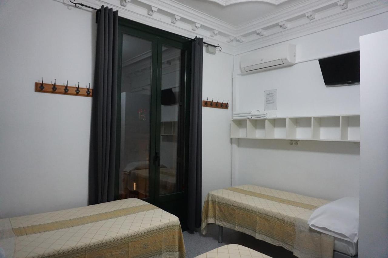 Pension Casa Blanca Βαρκελώνη Εξωτερικό φωτογραφία