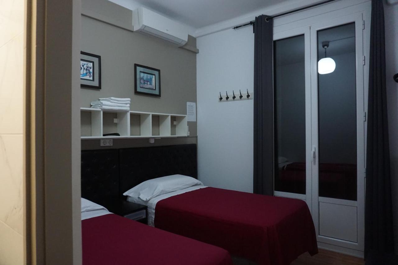 Pension Casa Blanca Βαρκελώνη Εξωτερικό φωτογραφία